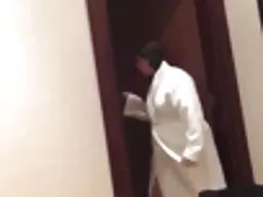 Pornó videó egy barn ...