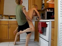 Pornó videók alina f ...